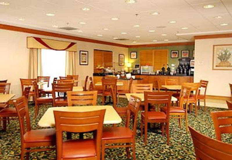 Fairfield Inn And Suites Atlanta Airport South/Sullivan Road College Park Zewnętrze zdjęcie