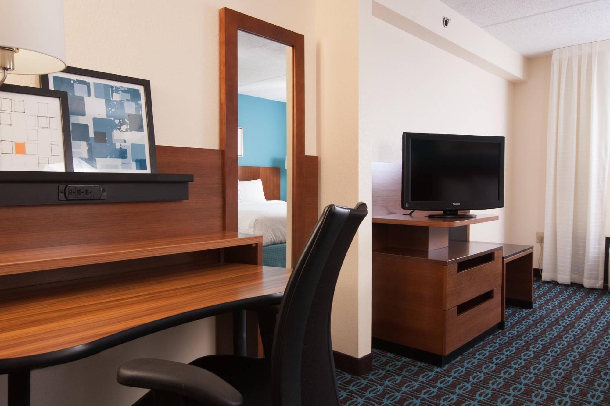 Fairfield Inn And Suites Atlanta Airport South/Sullivan Road College Park Zewnętrze zdjęcie