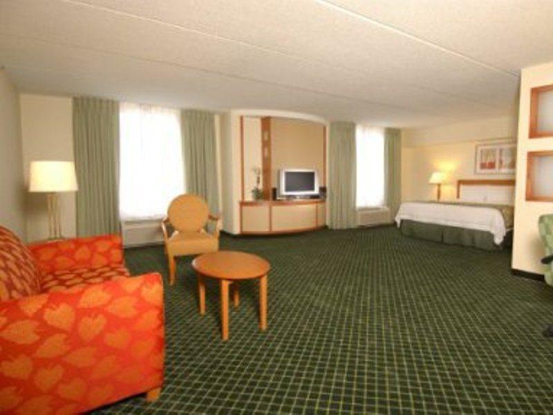 Fairfield Inn And Suites Atlanta Airport South/Sullivan Road College Park Zewnętrze zdjęcie